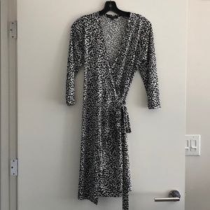 Banana republic 3/4 sleeve wrap dress